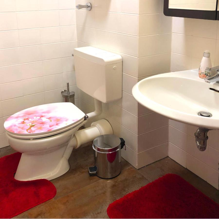 Modernes Apartment In Schoener Lage دوسلدورف المظهر الخارجي الصورة