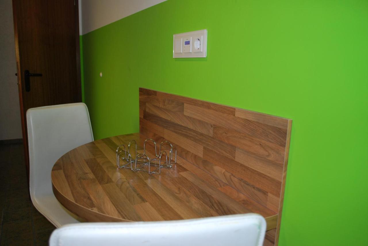 Modernes Apartment In Schoener Lage دوسلدورف المظهر الخارجي الصورة